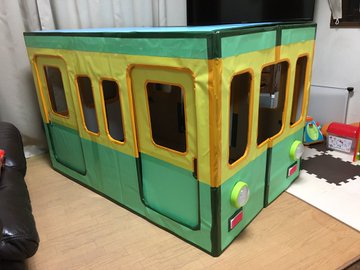 1歳息子のために作った 段ボール電車 のクオリティがすごい 広がる おうちあそび の輪