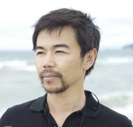 横田徹